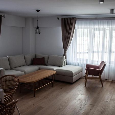 Eurocomfort Apartments Piatra Neamţ Exterior foto