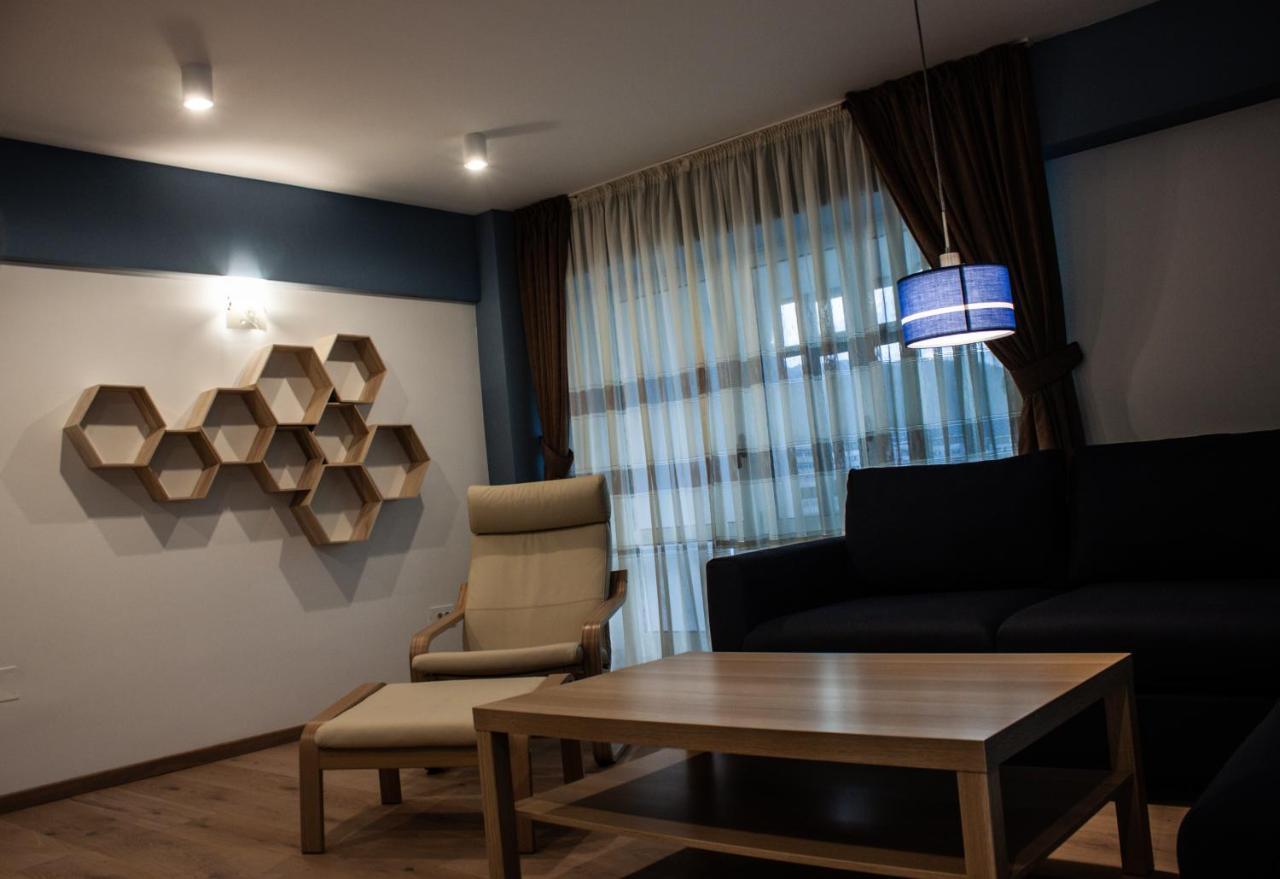 Eurocomfort Apartments Piatra Neamţ Exterior foto